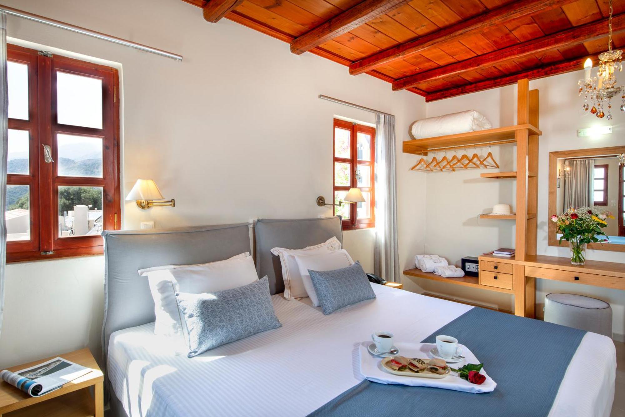 Stefanos Village Hotel Mírthios Eksteriør billede