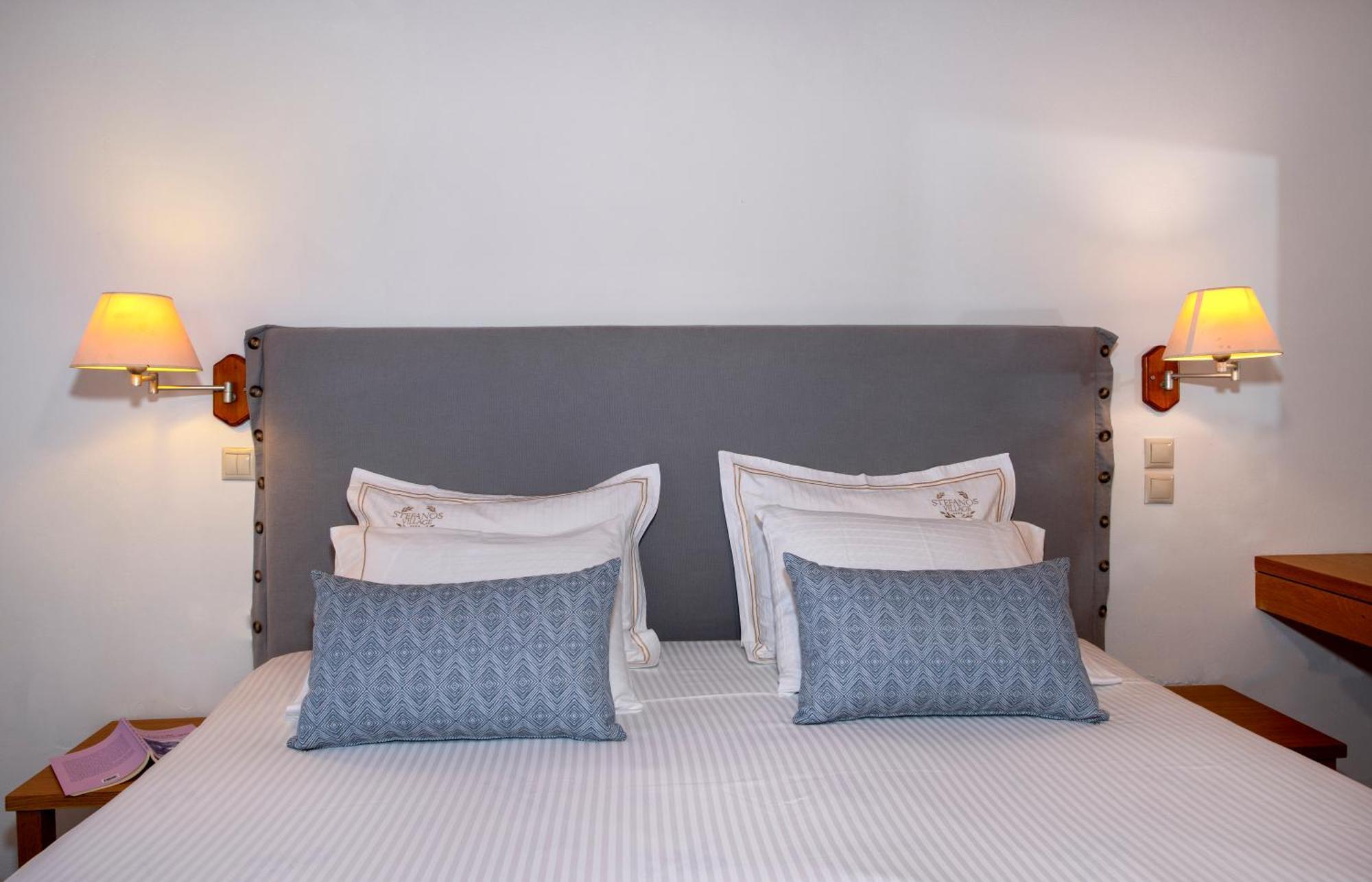 Stefanos Village Hotel Mírthios Eksteriør billede